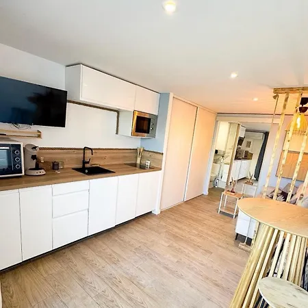 Savane Terrasse Clim 200m Parking Prive Apartament